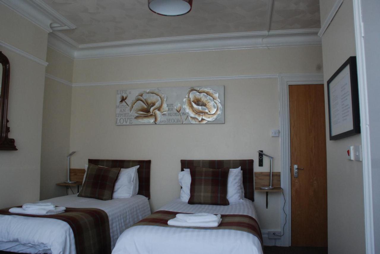 Trevali Guest House Bognor Regis Eksteriør billede