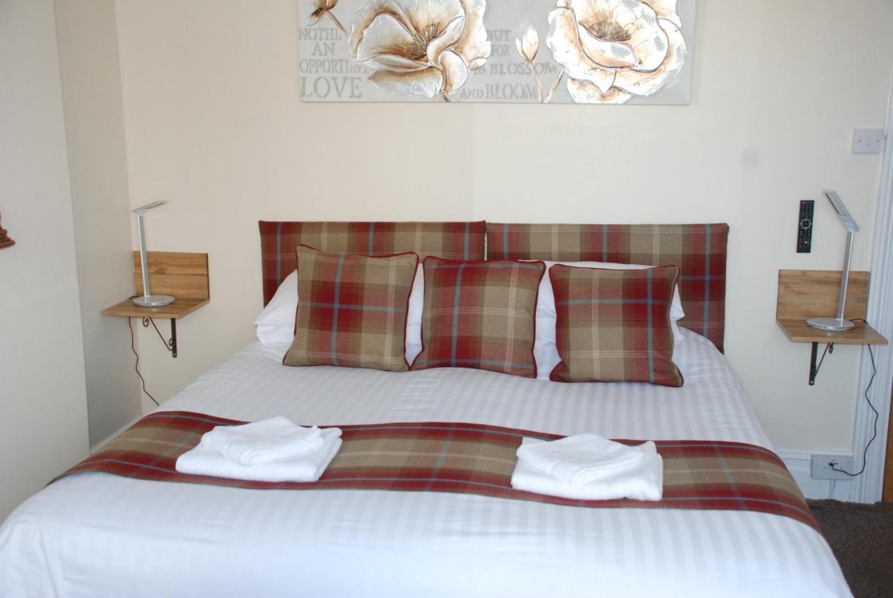 Trevali Guest House Bognor Regis Eksteriør billede