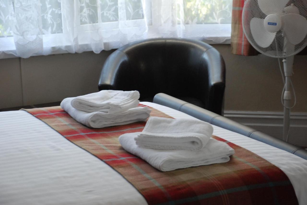 Trevali Guest House Bognor Regis Eksteriør billede