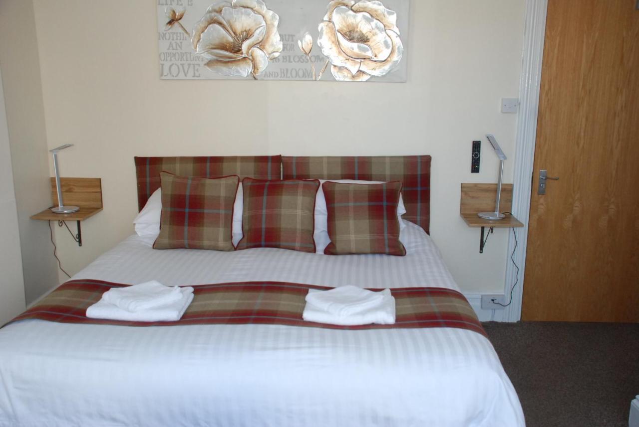 Trevali Guest House Bognor Regis Eksteriør billede
